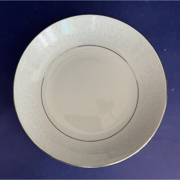 (3) Southwicke by Japan Fruit Berry Sauce Bowl White Design on Rim Platinum Trim - Picture 2 of 4
